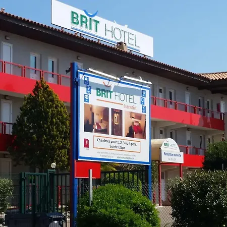 Brit Essentiel Sete / ホテル 2*