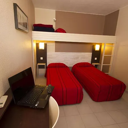 ホテル Brit Essentiel Sete / 2*