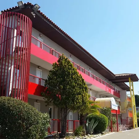 Brit Essentiel Sete / Hotel 2*