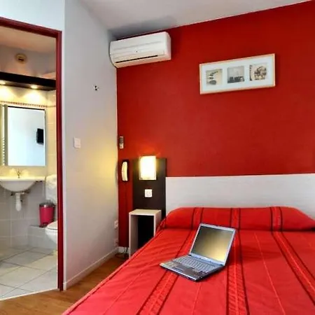 ホテル Brit Essentiel Sete /