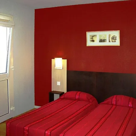 Brit Essentiel Sète / Hotel 2*
