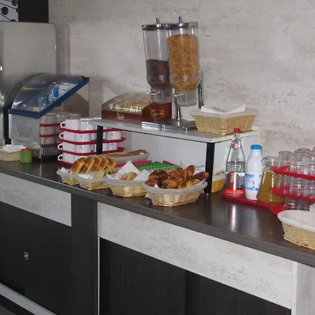 Brit Essentiel Sete / 2*