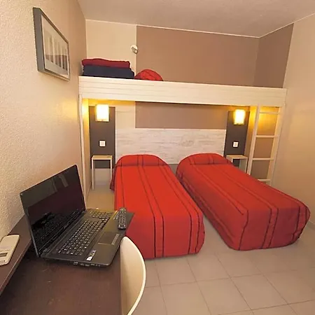 Brit Essentiel Sete / Szálloda 2*