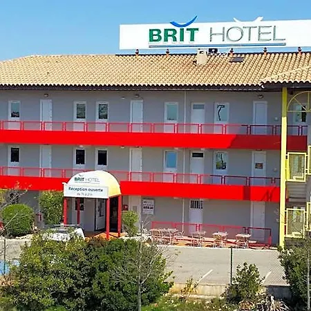 Brit Essentiel Sete / 2*