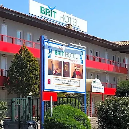 Szálloda Brit Essentiel Sete / 2*