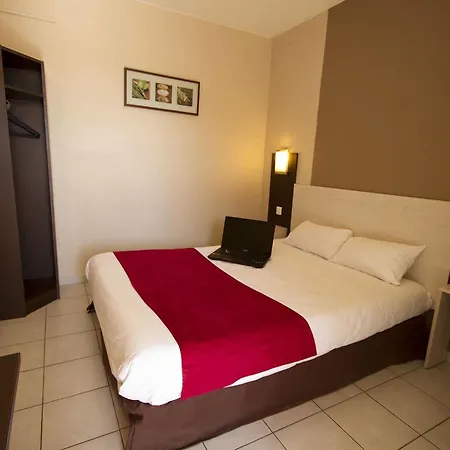 Brit Essentiel Sète / Hotel 2*